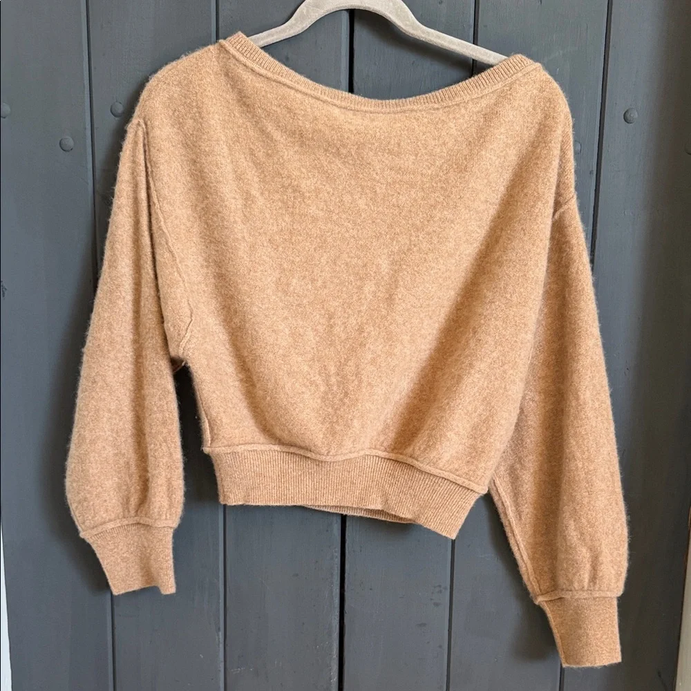 Free People cashmere Sweater - Picture 2 of 2